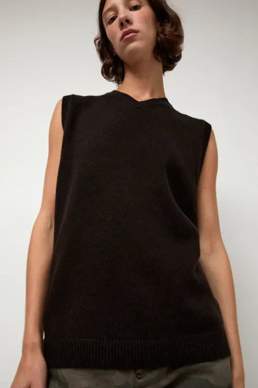 Milano Vest in Ebony