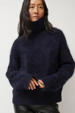 Miles Sweater in Navy