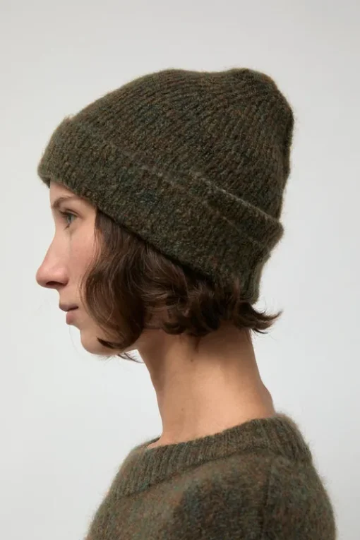 Mokid Hat in Forest