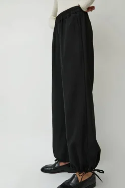 Negi Pants in Black