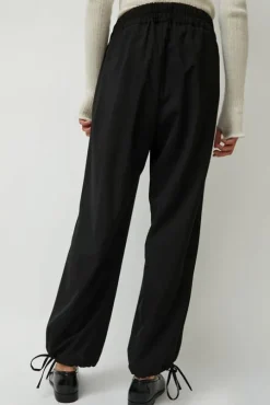 Negi Pants in Black