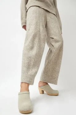 Old School Clog on High Heel in Chalk Suede
