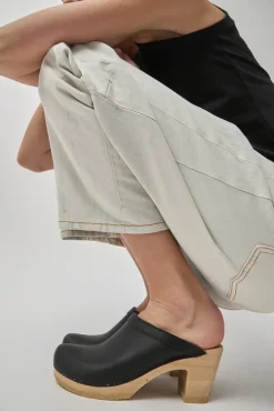 Old School Clog on High Heel in Black