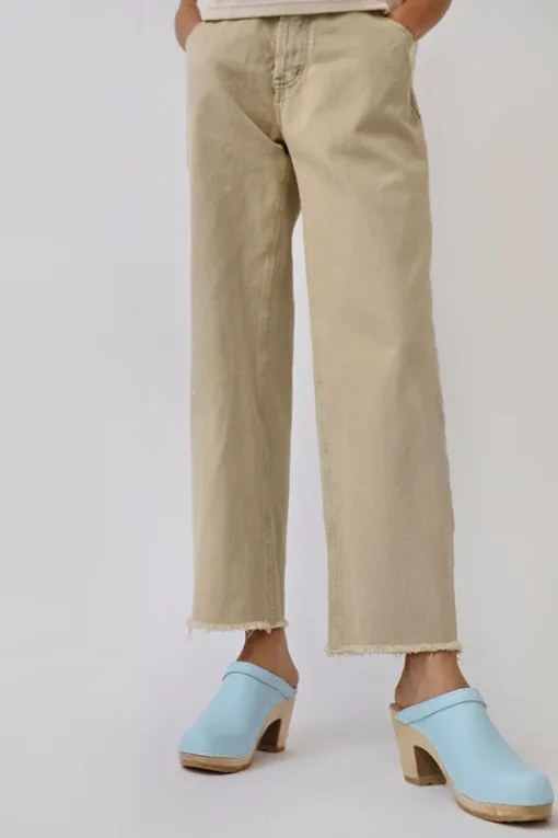 Old School Clog on High Heel in Light Blue