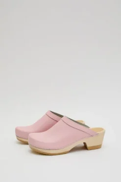 Old School Clog on Mid Heel in Light Pink