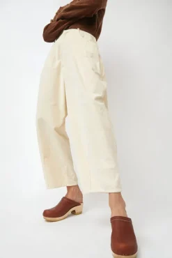 Old School Clog on Mid Heel in Bourbon