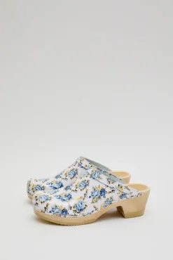 Old School Clog on Mid Heel in Blue Rose Patent