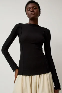 Omato Long Sleeve Top in Black