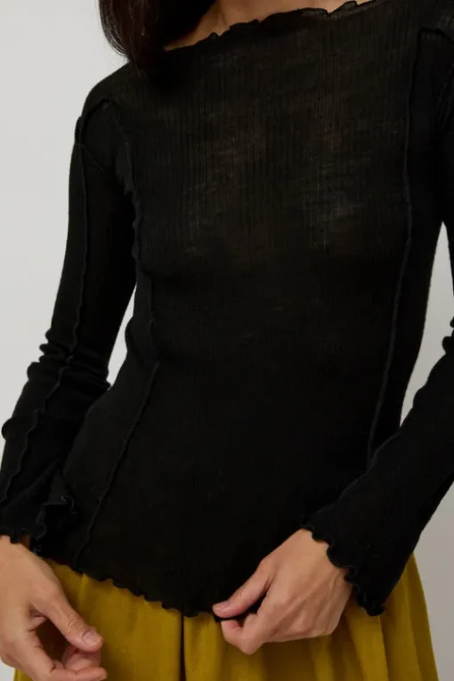 Omato Wool Long Sleeve in Black