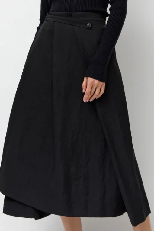 Origami Skirt in Black
