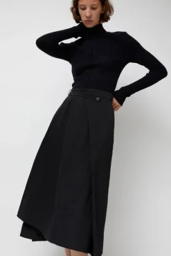 Origami Skirt in Black
