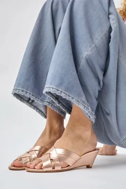 Orlando in Rose Gold