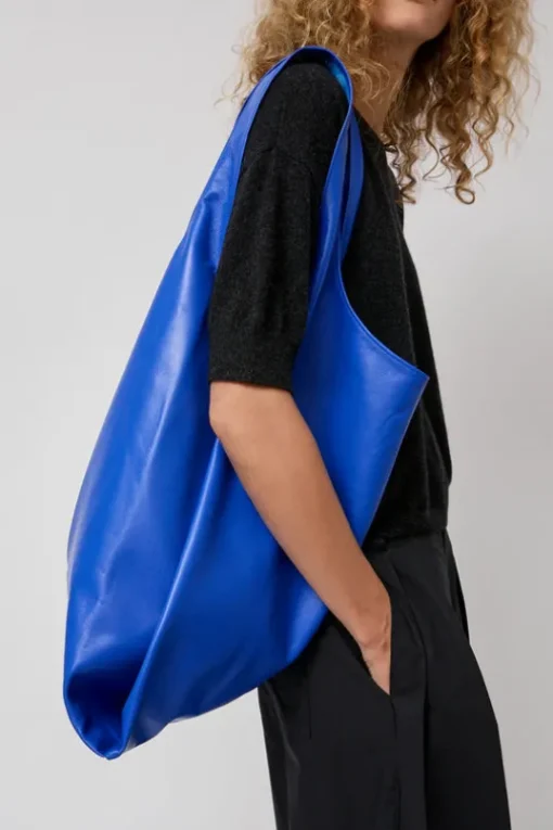 Oversize XL Shopper Bag in Electric Blue