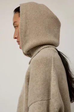 Plain Hood in Beige