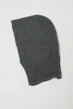 Plain Hood in Derby Grey