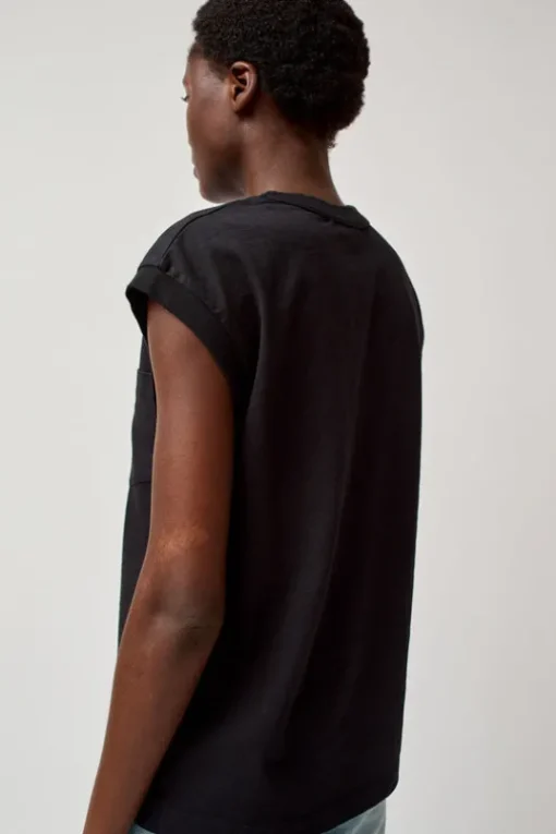 Pocket Tank in Stil Black