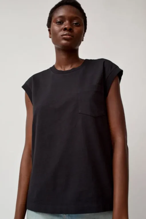Pocket Tank in Stil Black