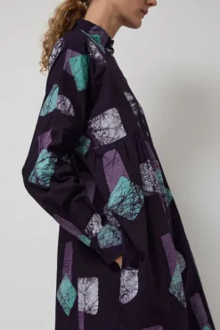 Press Dress in Location