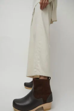 5" Pull on Shearling Clog Boot on Mid Heel in Umber