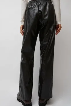 Quinlan Pant in Brown