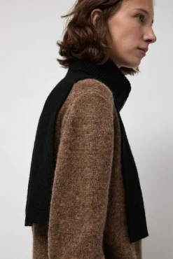 Raw Collar in Black