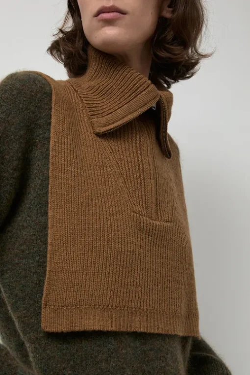 Raw Collar in Bronze