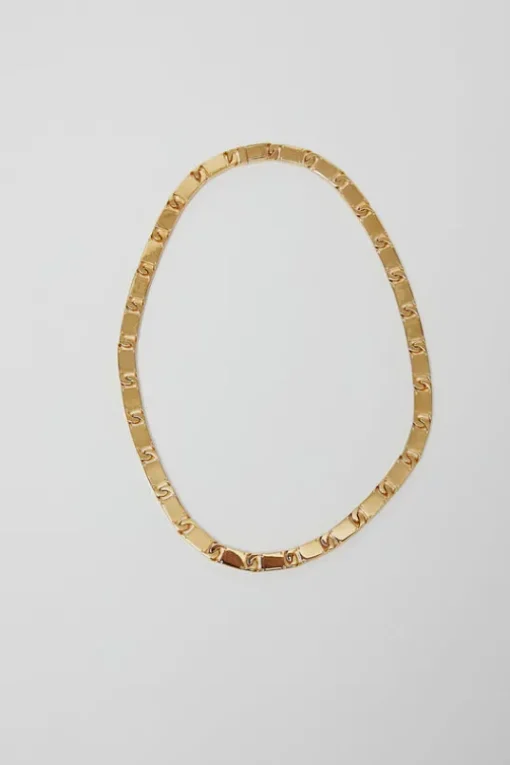 Rectangle Chain Link Necklace in Gold