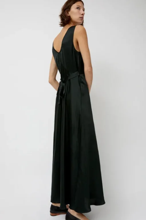 Reine Dress in Black