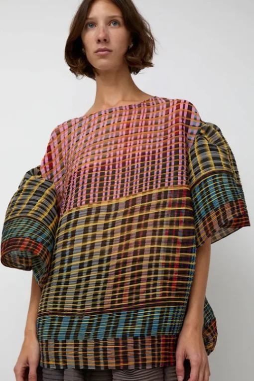 Robin Top in Elias