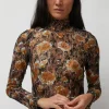 Rosa Turtleneck in Gold Roses