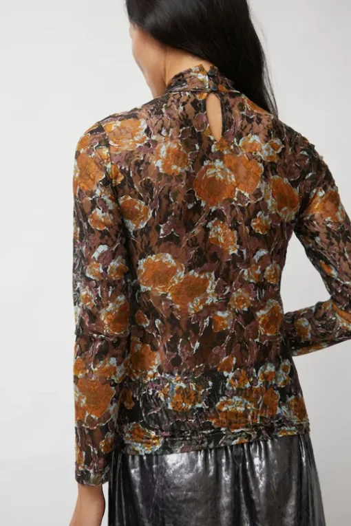Rosa Turtleneck in Gold Roses