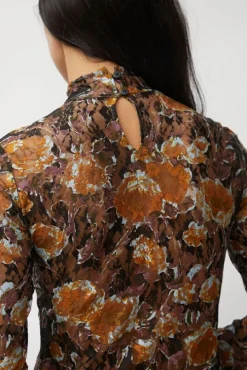 Rosa Turtleneck in Gold Roses