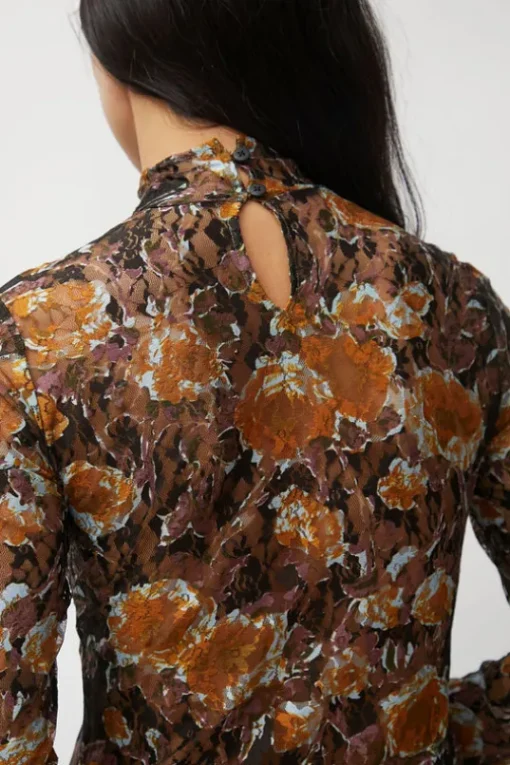 Rosa Turtleneck in Gold Roses