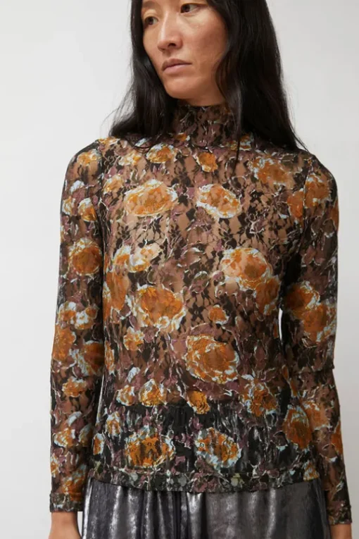 Rosa Turtleneck in Gold Roses