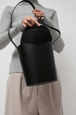 Roseto Bucket Bag in Black