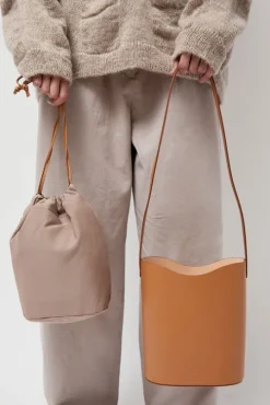 Roseto Bucket Bag in Naturale
