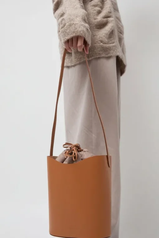 Roseto Bucket Bag in Naturale