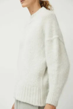 Sakuru Sweater in Ice