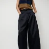 Satin Curved Pants in Night