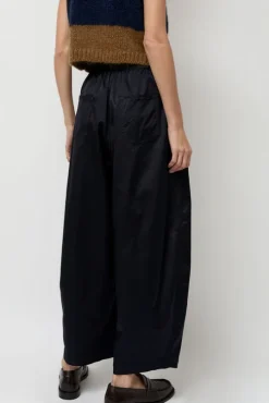 Satin Curved Pants in Night