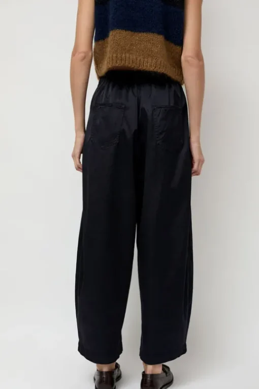 Satin Curved Pants in Night