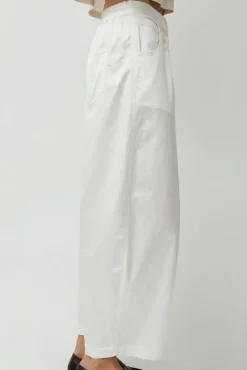 Satin Curved Pants in White