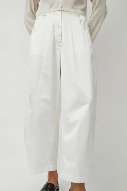 Satin Curved Pants in White