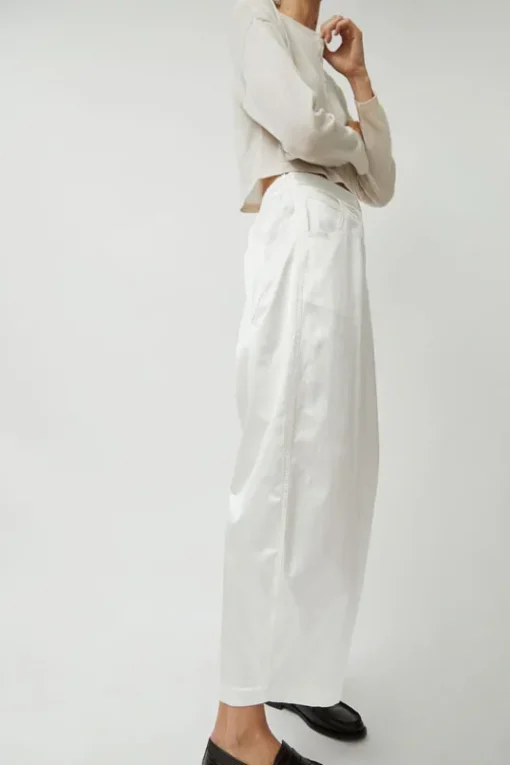 Satin Curved Pants in White