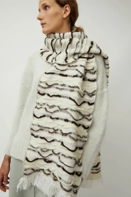 Sen Scarf in Salt