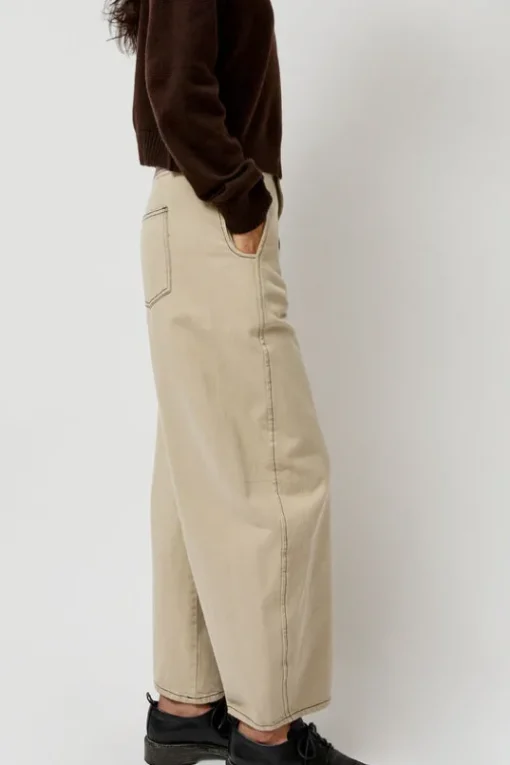 Shade Denim Pants in Tan