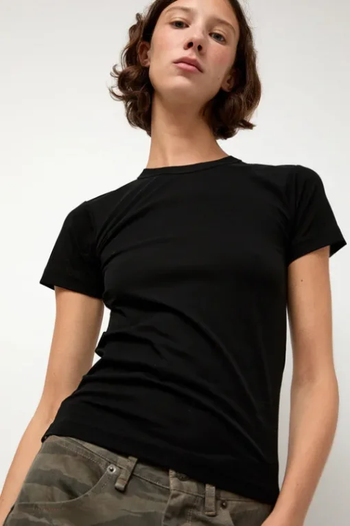 Shrunken Tee in Black