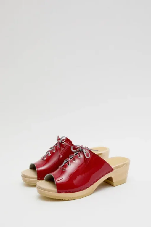 Simone Clog on Mid Heel in Red Patent