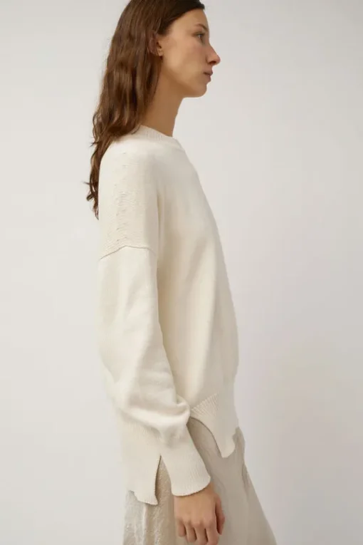 Simple Crewneck in White
