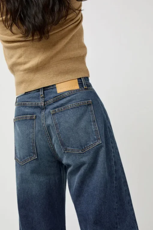 Slim Lasso Jean in Cate Wash
